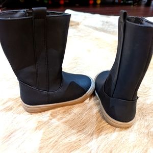 Cat & Jack Black leather zip toddler boots  size 6